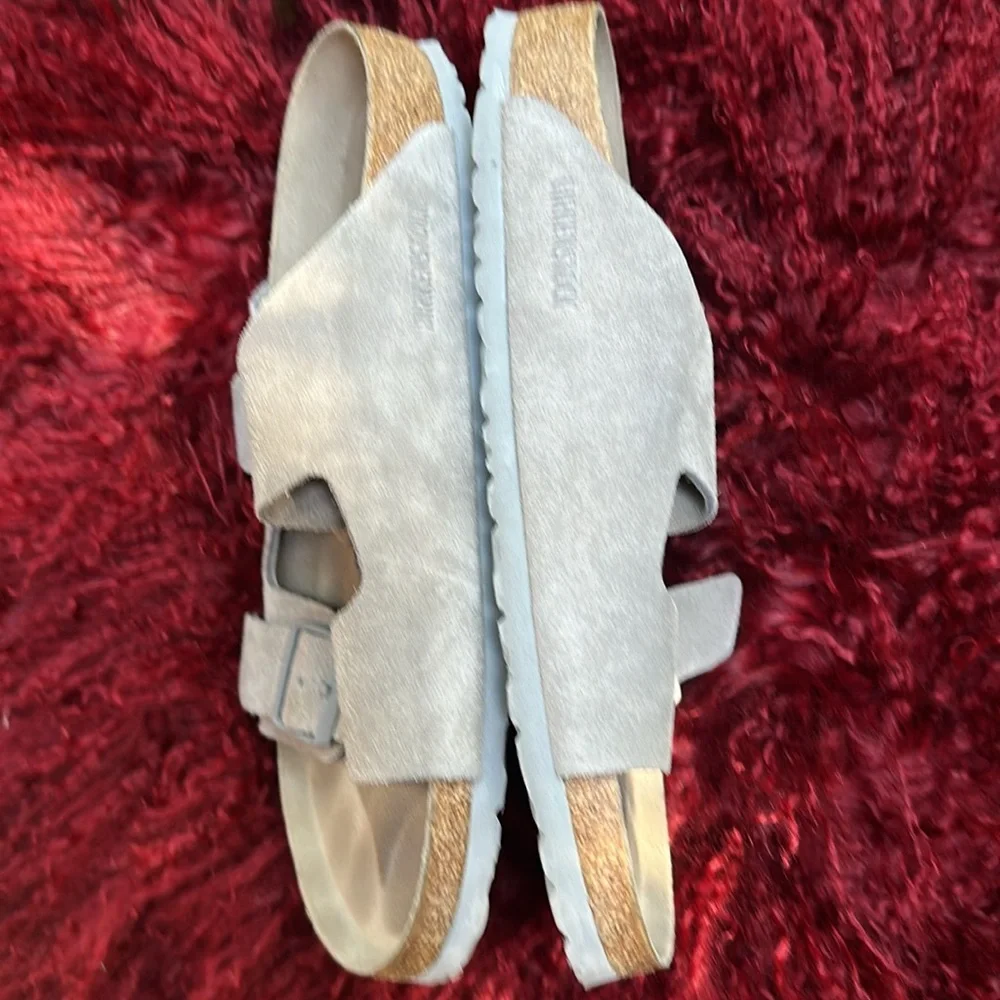 Birkenstock Gray Sandals with Adjustable Straps and Contoured Footbed
